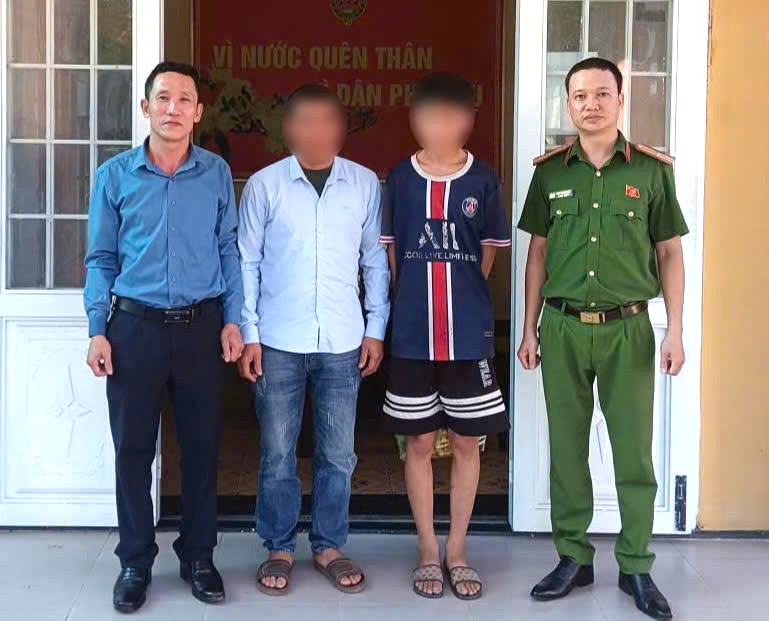 gen-n-anh 1 đua em nhỏ về với gia đình.jpg