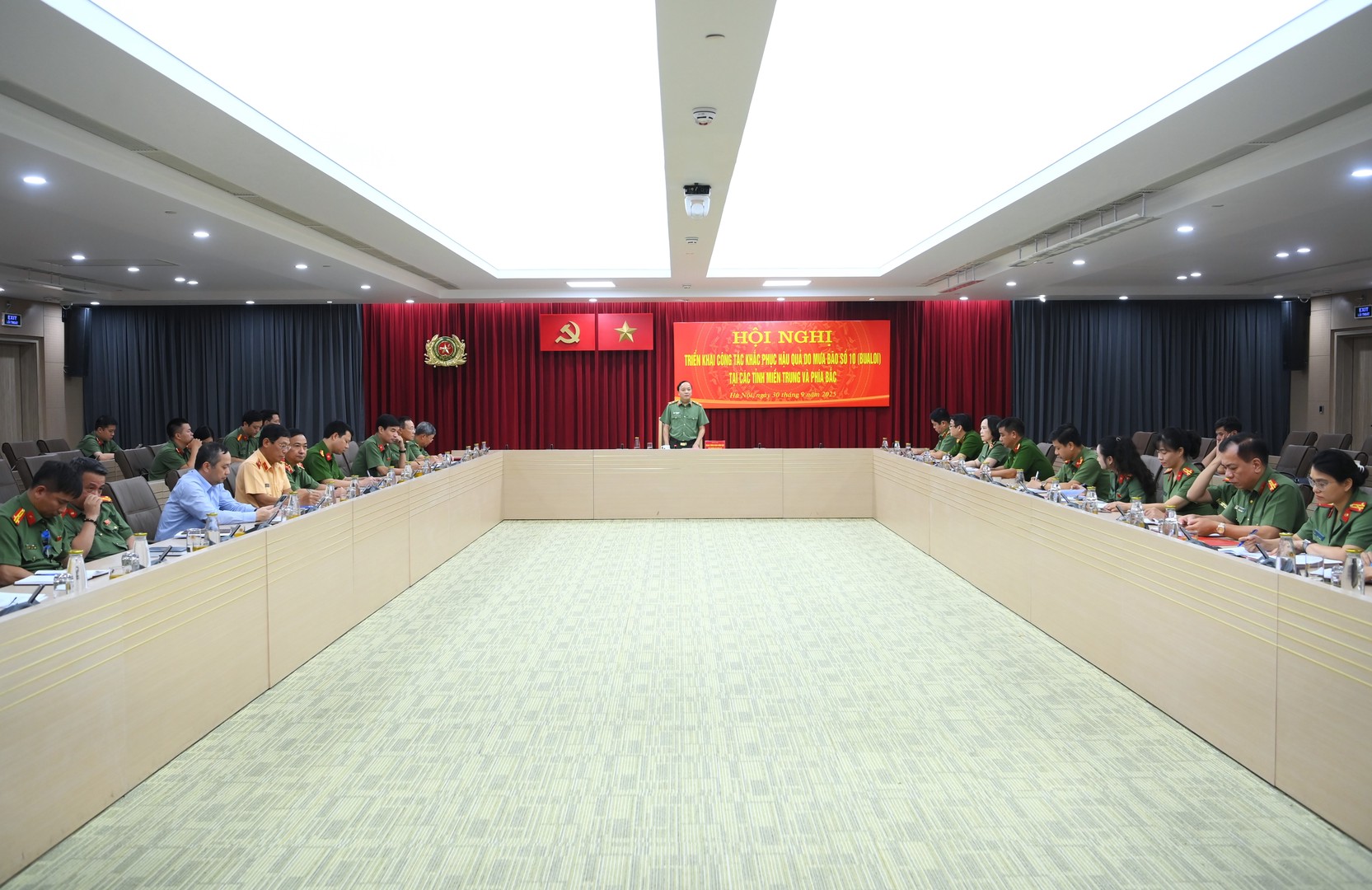 3 quang canh.jpg