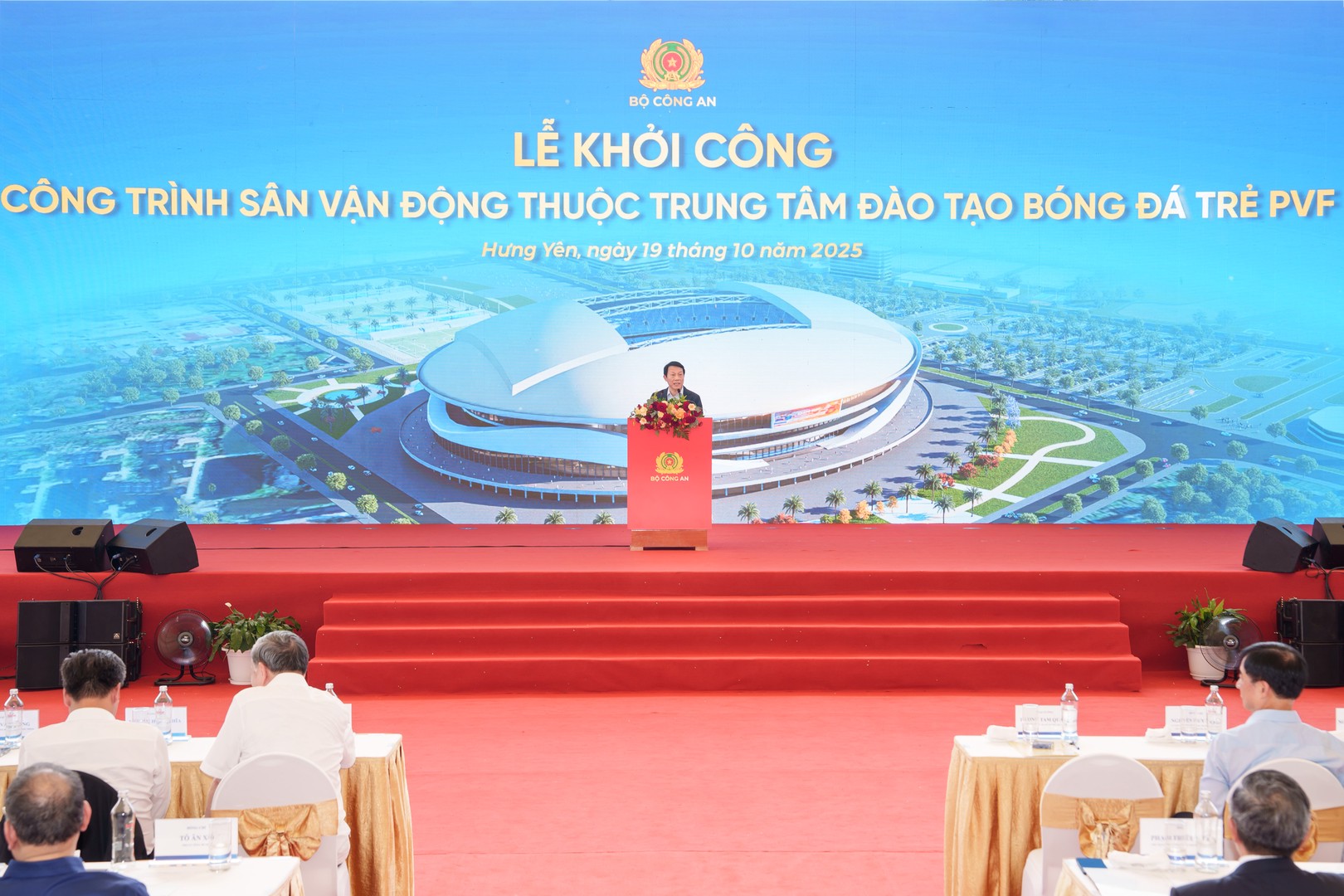 1 quang canh.jpg