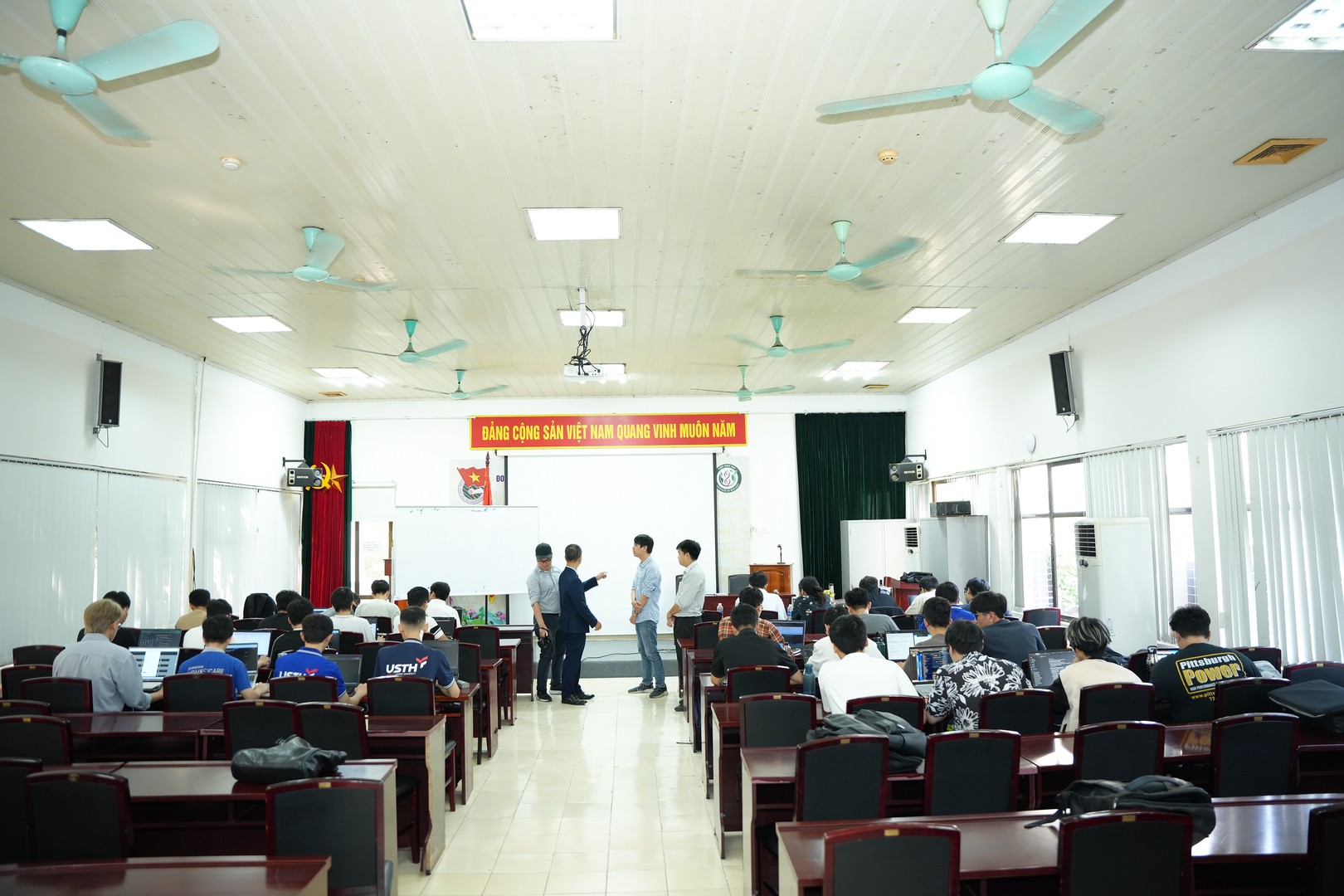 Kiểm tra tại điểm thi.JPG