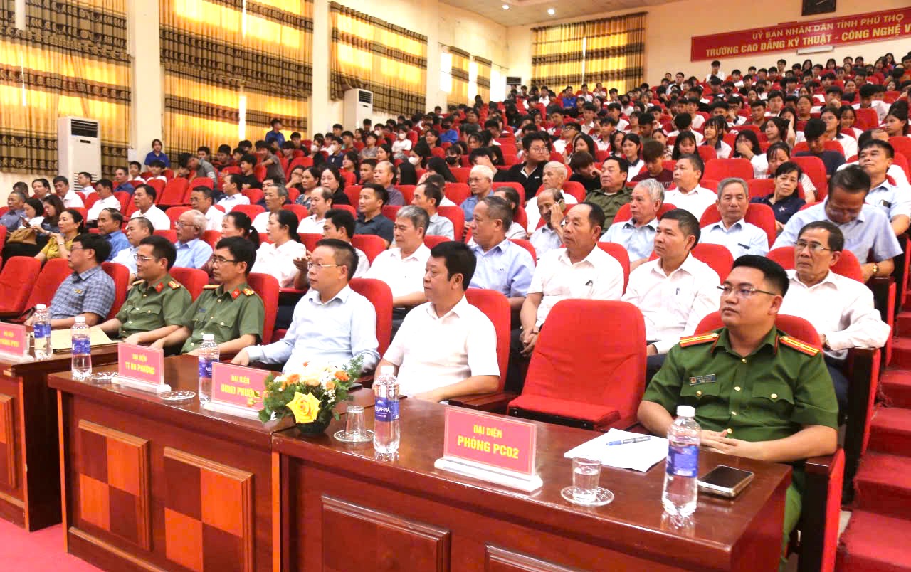 Toàn cảnh buổi .jpg