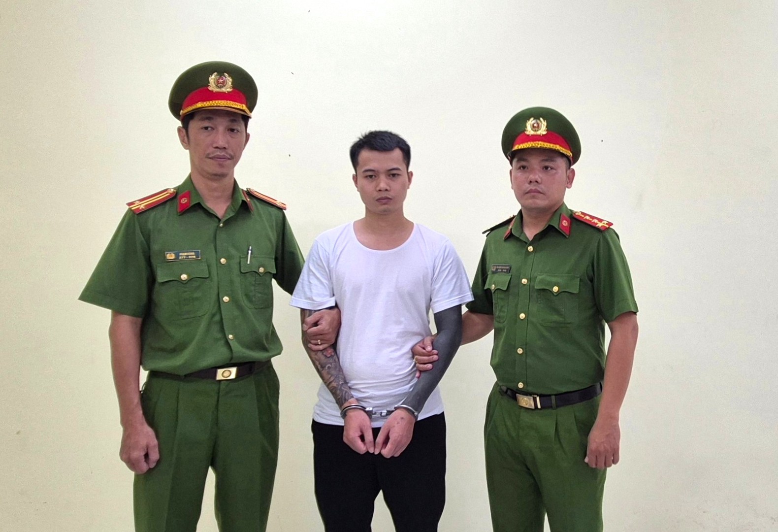Ảnh 1 - Tàng keng Lê Anh Điệp.jpg