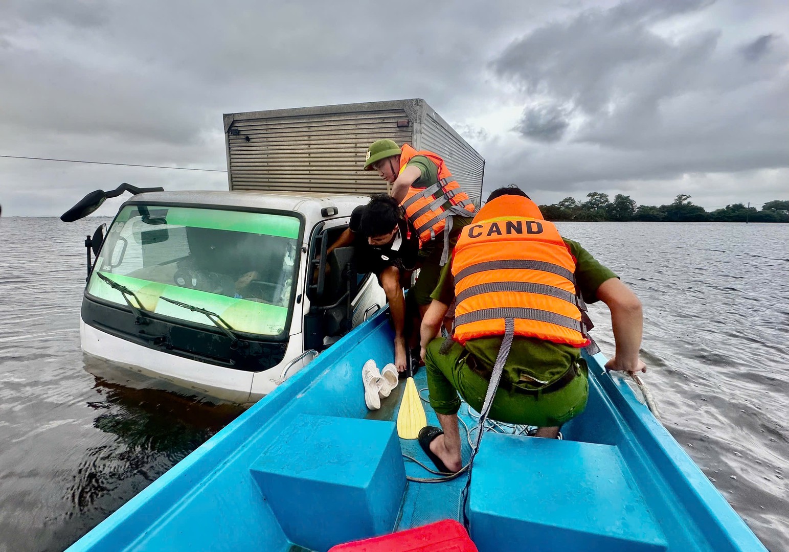 28.10 Mỹ Thủy.jpg