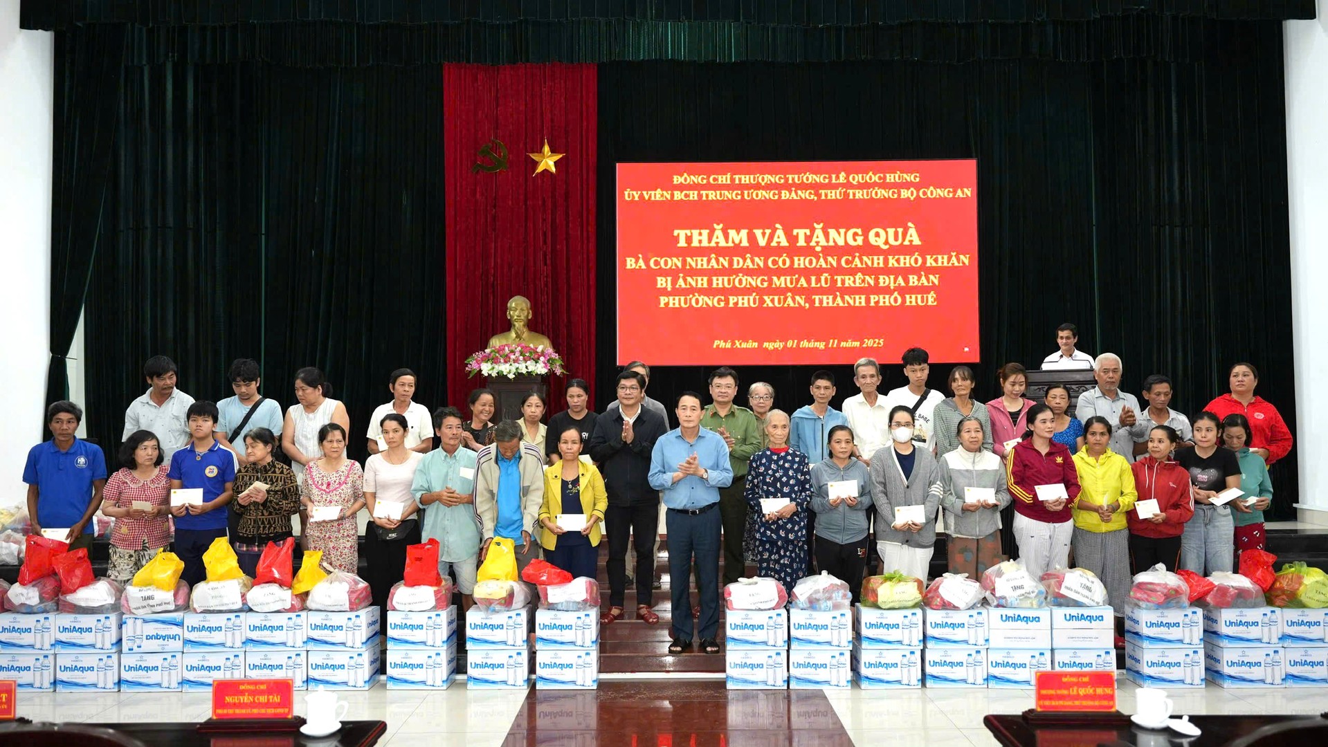 3 tk3 tang qua 3.jpg