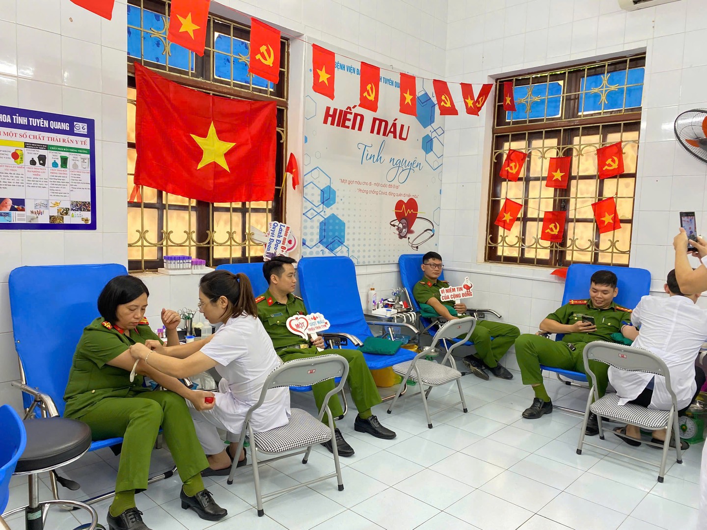 4 - 2025-11-11T102725.471.jpg