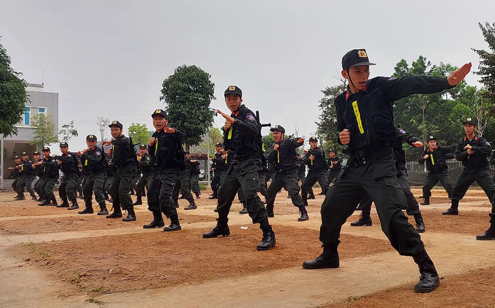 Xây dựng lực lượng Công an nhân dân cách mạng, chính quy, tinh nhuệ, từng bước hiện đại đáp ứng yêu cầu, nhiệm vụ cách mạng trong từng thời kỳ