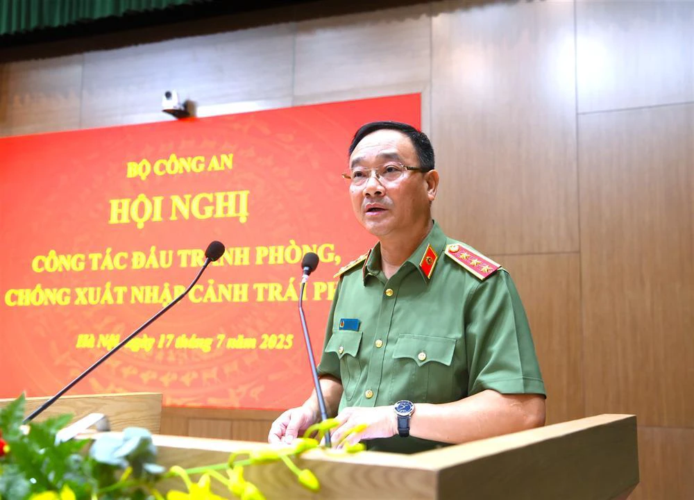 371_xuat nhap canh.jpg
