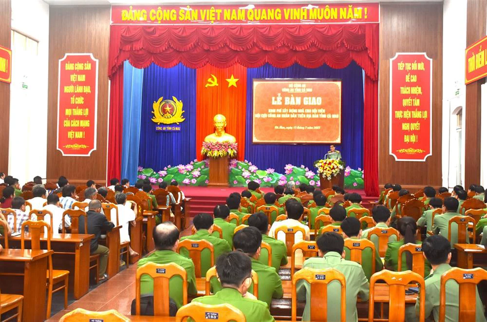 quang cảnh buổi lễ.jpg