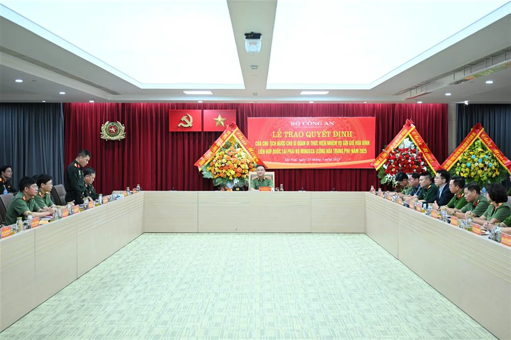 236_1 quang canh.jpg
