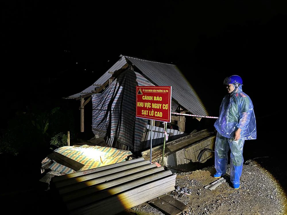 khu vực lán trại công nhân được di chuyển.jpg