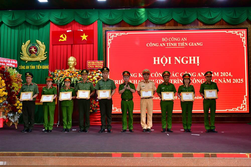 thượng tá thuận 4.jpg