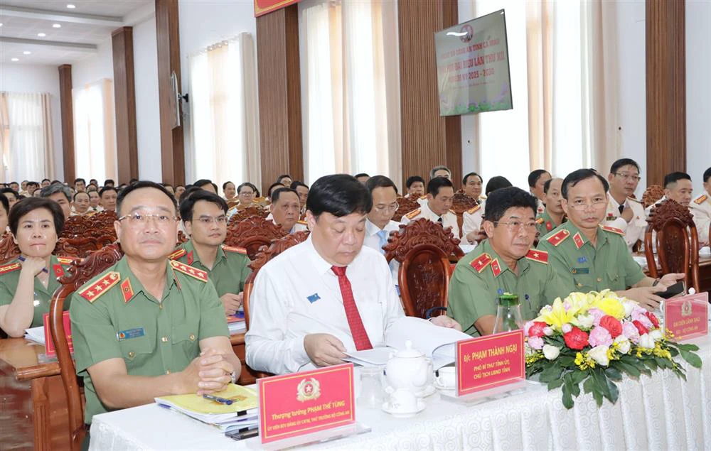 thứ trưởng dự.jpg