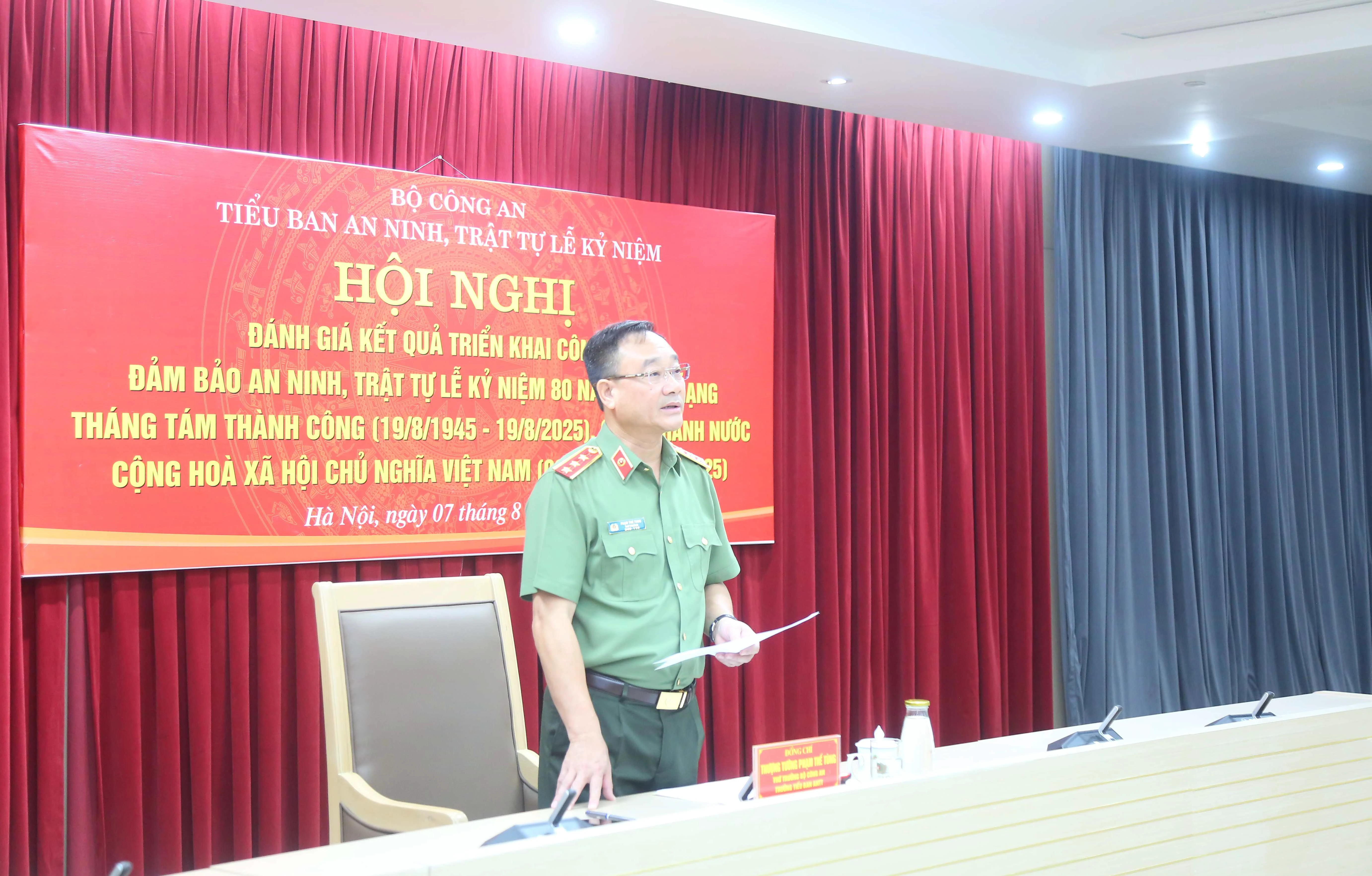 thu truong tung kl.JPG