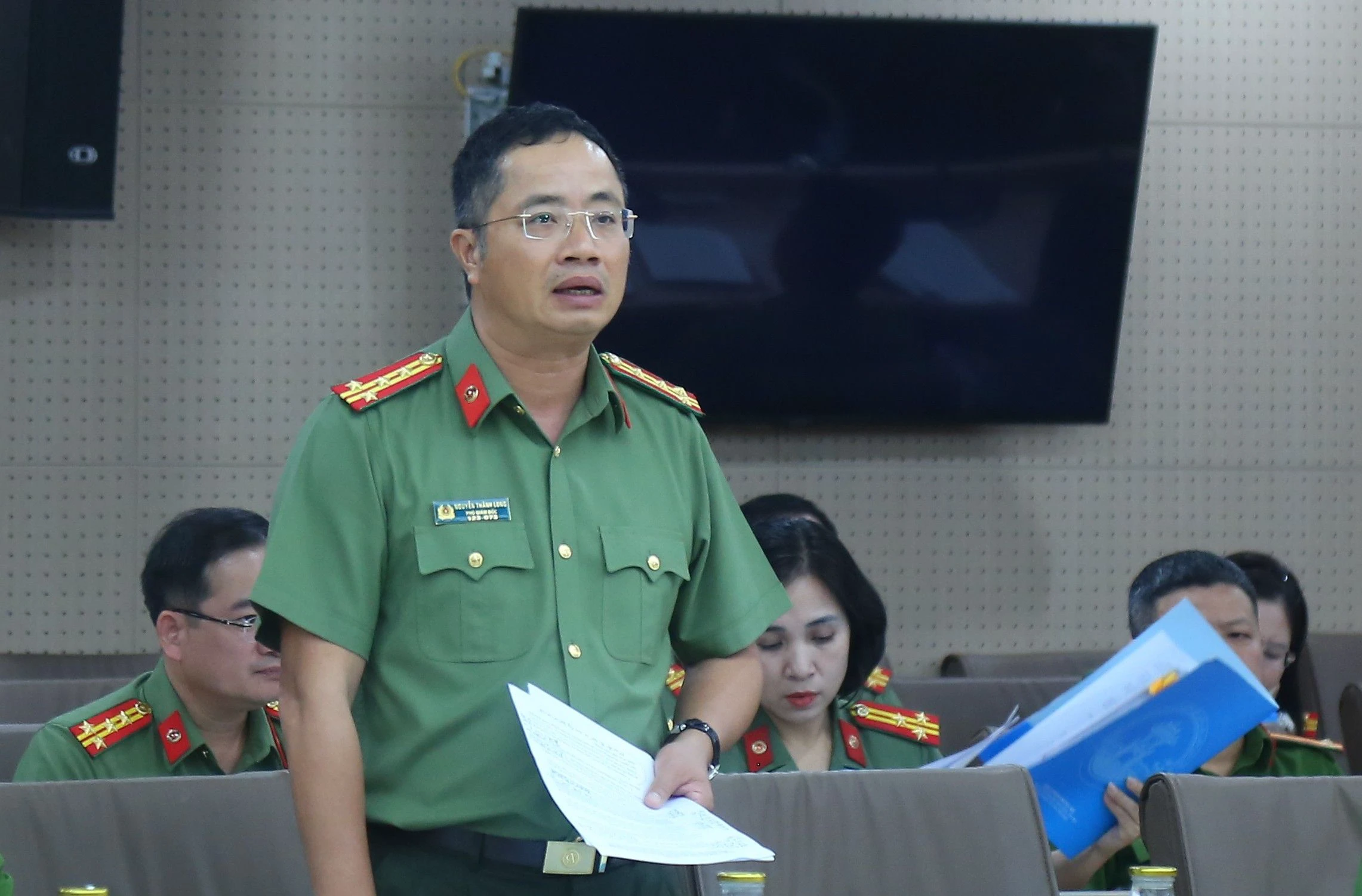 dai bieu 2.JPG