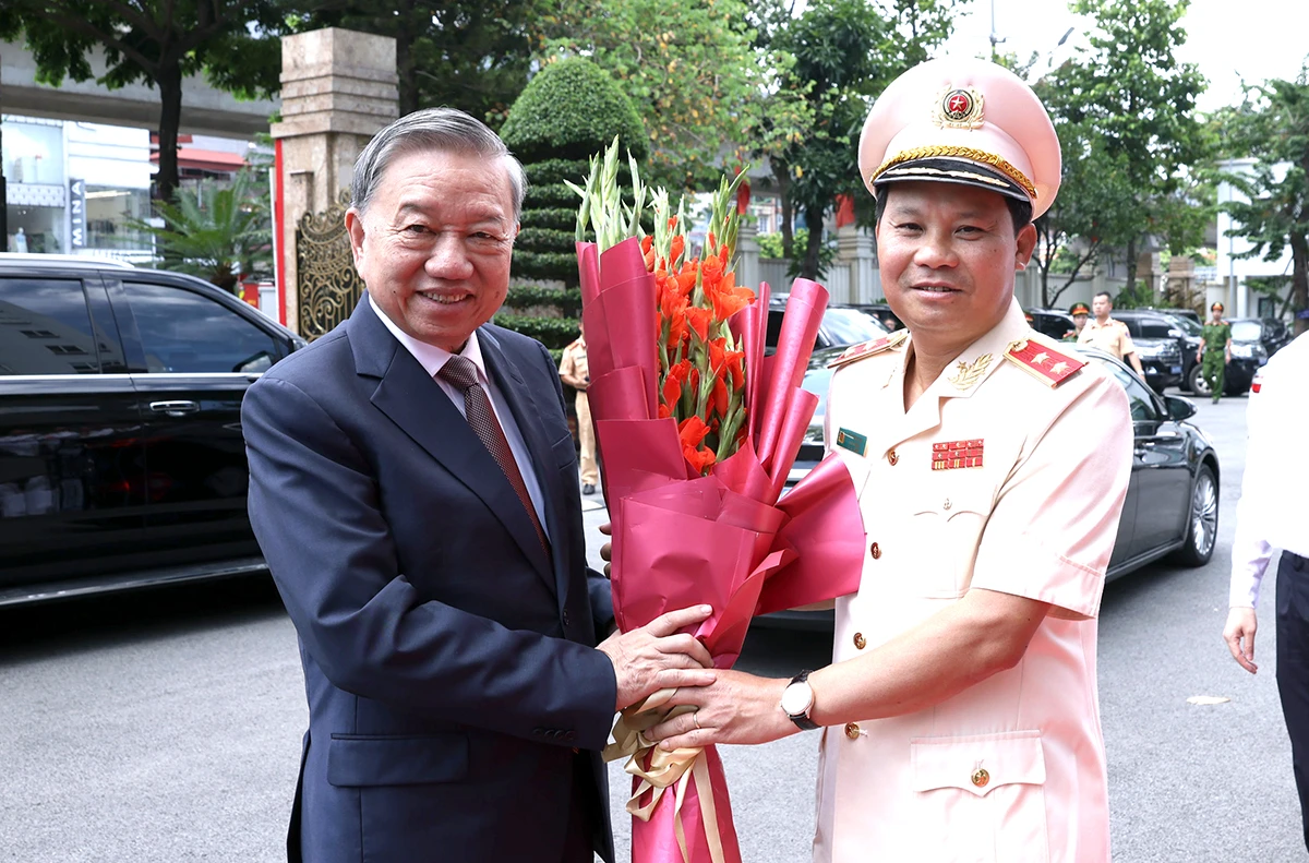1 tang hoa.JPG