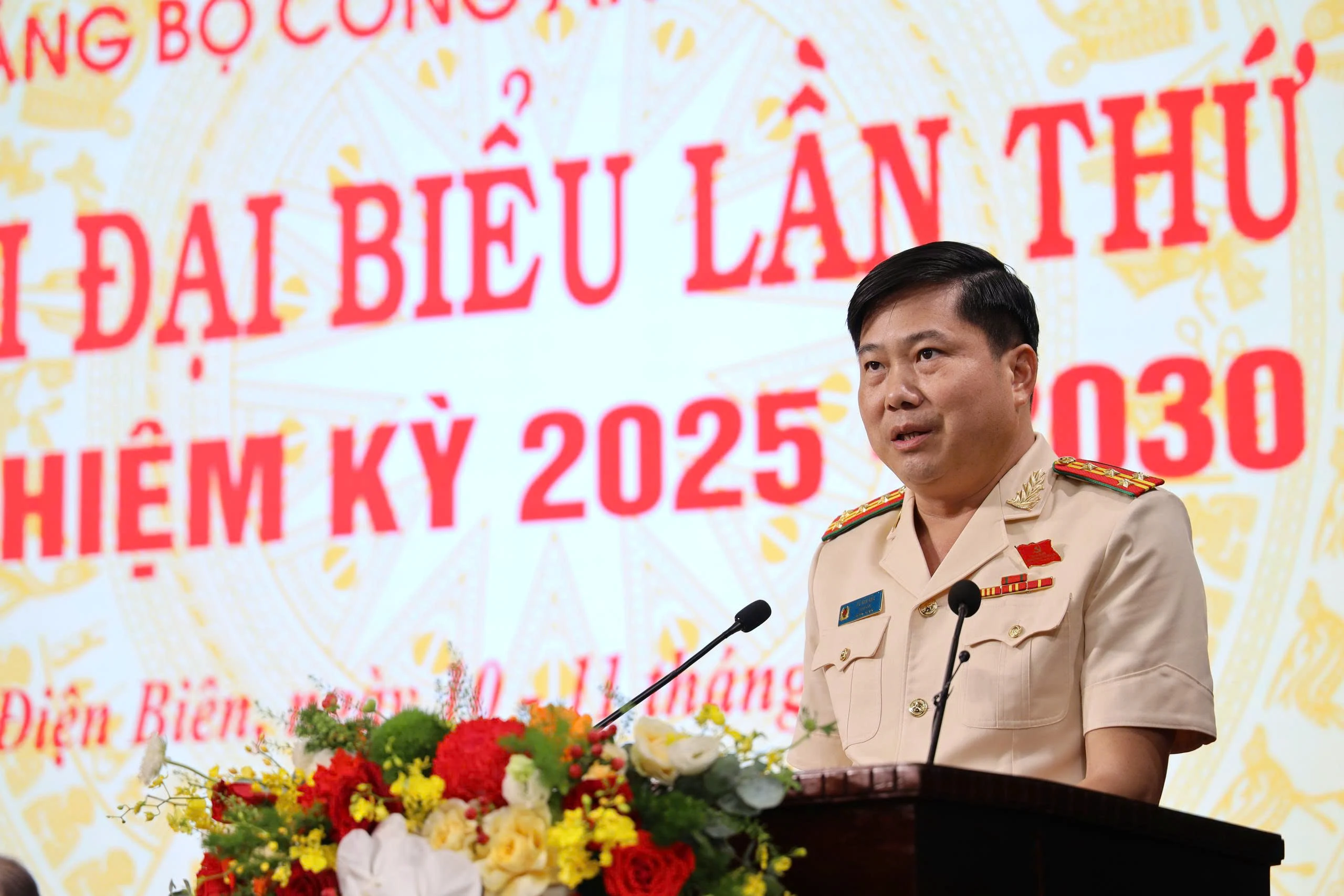 Đại tá Vũ Văn Đấu, Bí thư Đảng ủy, Giám đốc Công an tỉnh Điện Biên khai mạc Đại hội.jpg
