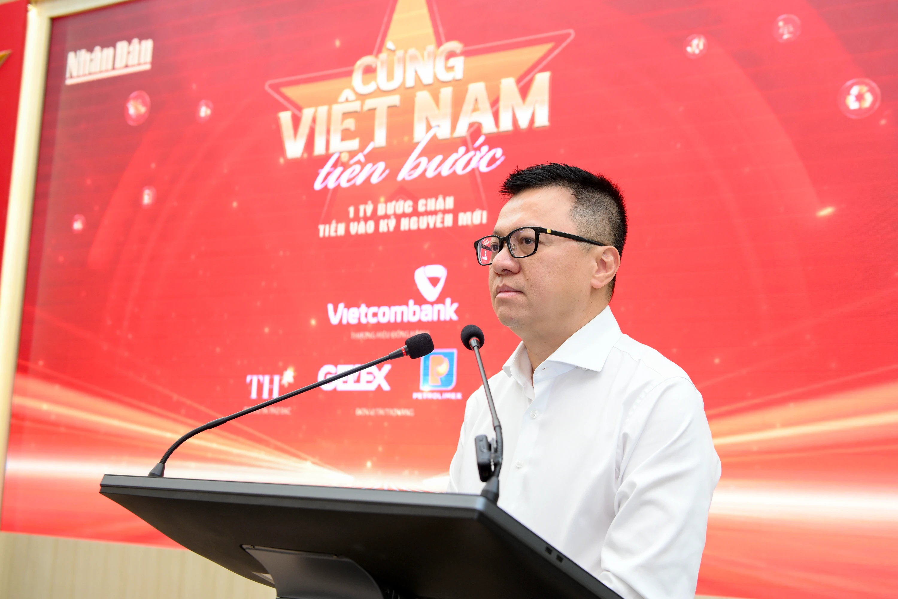 hop bao cung vn tien buoc-9675.jpg