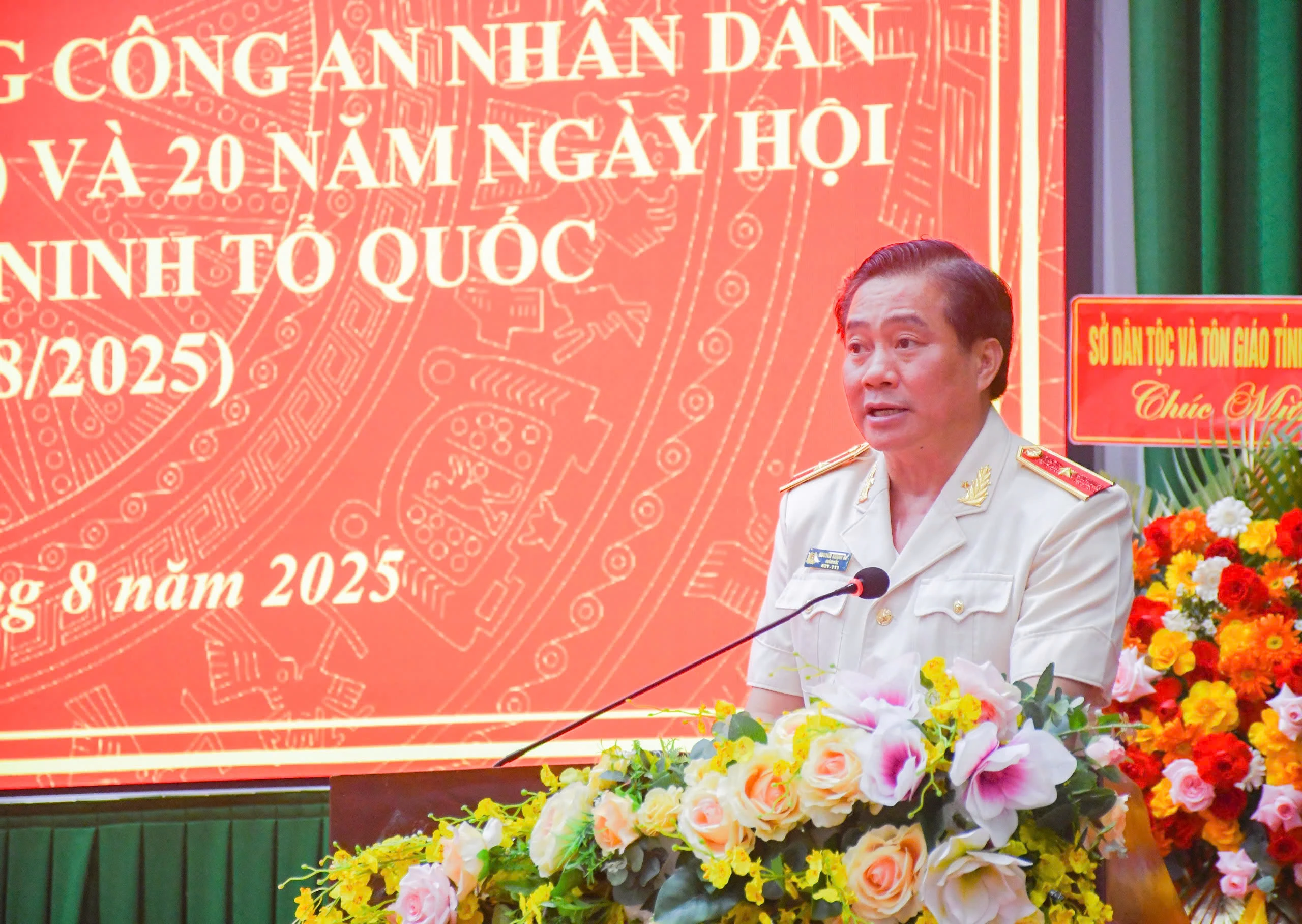 Thiếu tướng Nguyễn Thanh Hải phát biểu tại buổi họp mặt.jpg