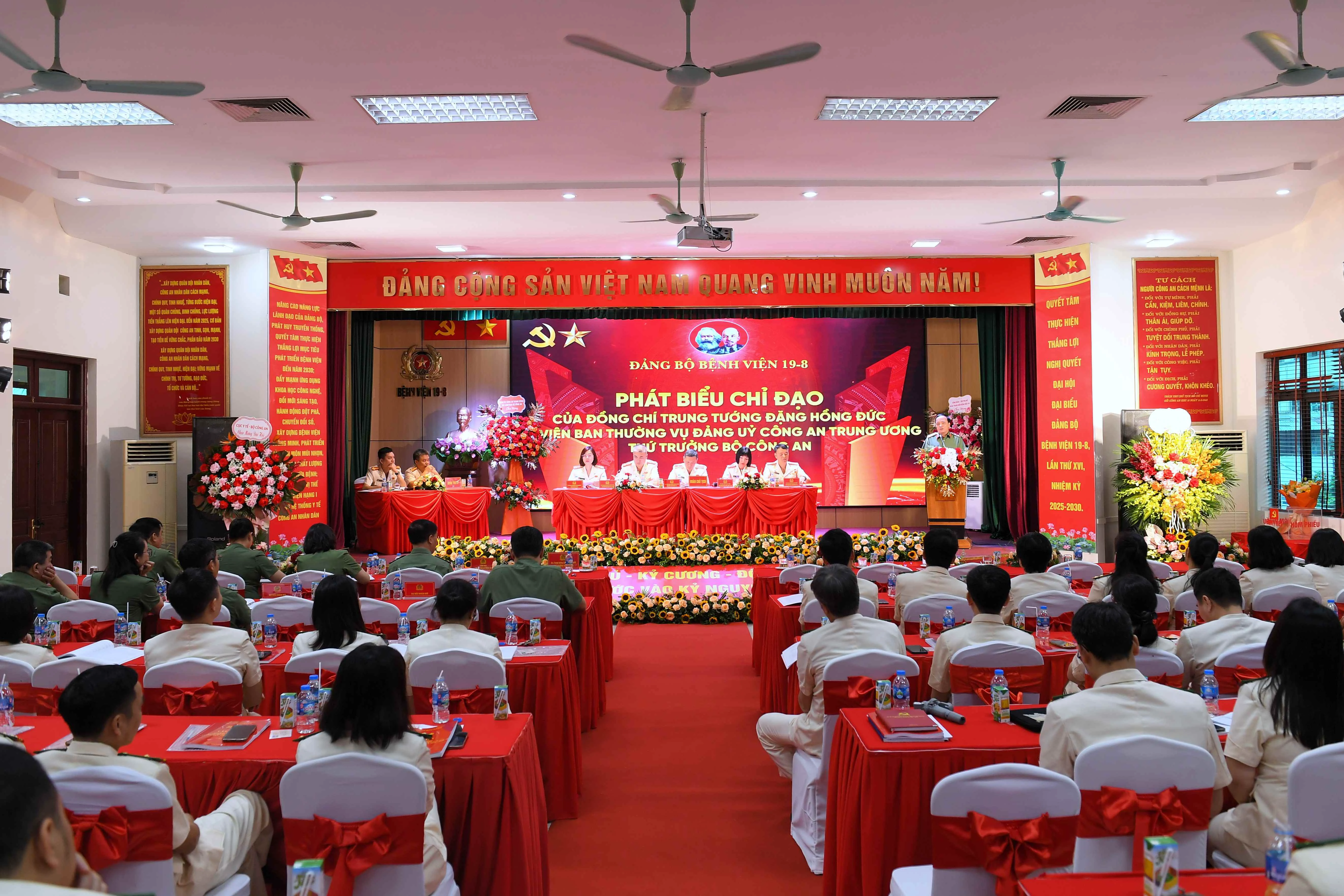 1 quang canh.JPG