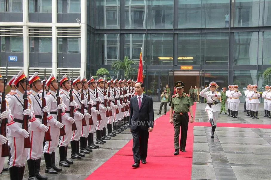 MPS reviews “All people protect national security” movement