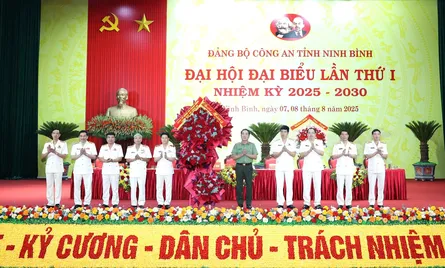 Công an Ninh Bình giữ vững vai trò nòng cốt trong đấu tranh phòng, chống tội phạm, góp phần thực hiện thắng lợi nhiệm vụ kinh tế - xã hội của địa phương