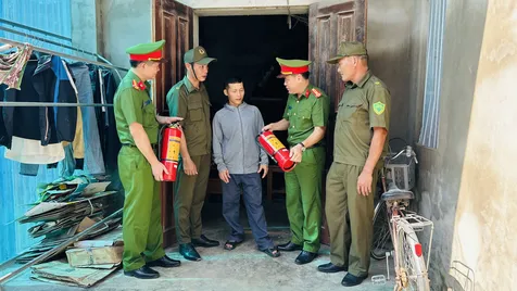 Thanh Hóa: Phòng Cảnh sát Phòng cháy, chữa cháy và cứu nạn, cứu hộ hỗ trợ Công an xã Trường Lâm nâng cao hiệu quả công tác phòng cháy, chữa cháy