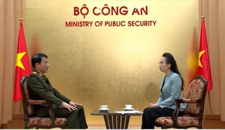 Tiếp tục sắp xếp tổ chức bộ máy lực lượng Công an nhân dân tinh, gọn, mạnh, theo ba cấp để phục vụ Nhân dân tốt hơn