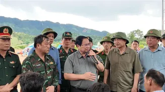 Prime Minister Pham Minh Chinh inspects disaster relief work in Dien Bien province