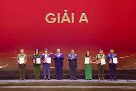 Lễ trao Giải báo chí toàn quốc với chủ đề “Vì an ninh Tổ quốc và bình yên cuộc sống” giai đoạn 2023 – 2025