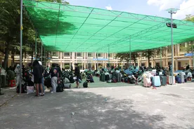 Tiếp nhận trên 350 người Việt Nam do Campuchia trao trả