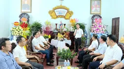 Công an tỉnh Ninh Bình thăm, chúc mừng Giáo phận Bùi Chu, tỉnh Ninh Bình nhân dịp Lễ kính thánh Đa Minh-Quan thầy Đệ nhị Giáo phận