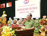 Xây dựng Đảng bộ Trường Cao đẳng Cảnh sát nhân dân I thật sự trong sạch, vững mạnh về chính trị, tư tưởng, tổ chức và đạo đức.