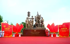 Khánh thành công trình Tượng đài “Công an nhân dân vì dân phục vụ”