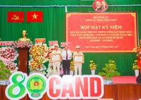 Công an tỉnh Vĩnh Long họp mặt kỷ niệm 80 năm nhân ngày truyền thống lực lượng Công an nhân dân