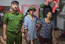 Nghệ An: Công an phường Thái Hòa kịp thời hỗ trợ đưa người đàn ông đi lạc về với gia đình