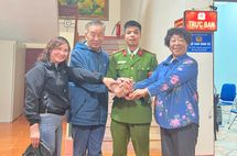 Lao Cai police help find missing foreign tourist