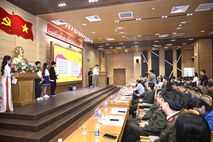 Chung tay bảo vệ và hỗ trợ trẻ em trên môi trường mạng