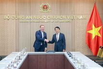 MPS leader pledges to ensure safe investment environment for European businesses in Vietnam