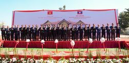 Minister Luong Tam Quang attends groundbreaking ceremony for Security Command Center of Lao Ministry of Public Security