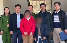 Hỗ trợ gia đình đón người thân đi lạc trở về địa phương