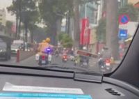 Cảnh sát giao thông Công an Thành phố Hồ Chí Minh kịp thời mở đường đưa sản phụ chuyển dạ đến bệnh viện giữa giờ cao điểm