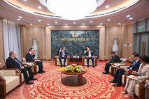 Việt Nam, Vương quốc Anh tăng cường hợp tác phòng, chống mua bán người