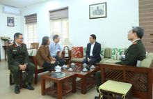 Bộ trưởng Lương Tam Quang chúc Tết, tri ân, thăm hỏi thân nhân gia đình các đồng chí cố lãnh đạo Bộ