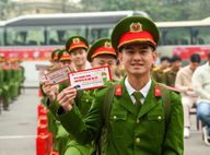 Học viện Cảnh sát nhân dân: Ấm áp “Chuyến xe về quê ăn Tết” và sẻ chia yêu thương Xuân Bính Ngọ 2026