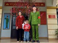 Quảng Trị: Công an phường Đồng Thuận kịp thời giúp đỡ cháu bé đi lạc tìm được người thân