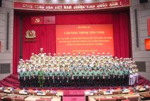 Tôn vinh các tập thể, cá nhân điển hình tiên tiến nhân kỷ niệm 80 năm Ngày truyền thống lực lượng Tham mưu Công an nhân dân