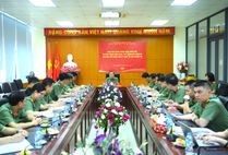 Thứ trưởng Đặng Hồng Đức làm việc với Trung tâm Kỹ thuật tài liệu nghiệp vụ Bộ Công an