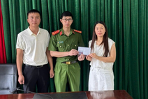 Sơn La: Công an phường Chiềng Sinh kịp thời xác minh, trao trả 500 triệu đồng chuyển nhầm cho người dân