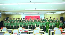 Khai giảng Lớp bồi dưỡng cập nhật kiến thức mới cho các đồng chí là Cục trưởng, Giám đốc và tương đương thuộc Bộ Công an năm 2026