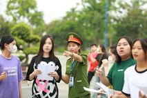 Công bố đề thi minh họa Kỳ thi văn bằng 2 Công an trên máy tính
